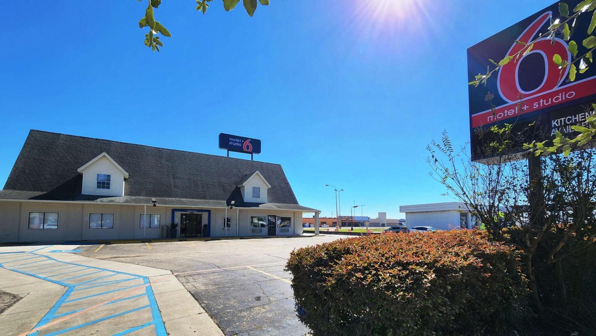 Motel 6-Webster, Tx - Houston - Nasa Lake المظهر الخارجي الصورة